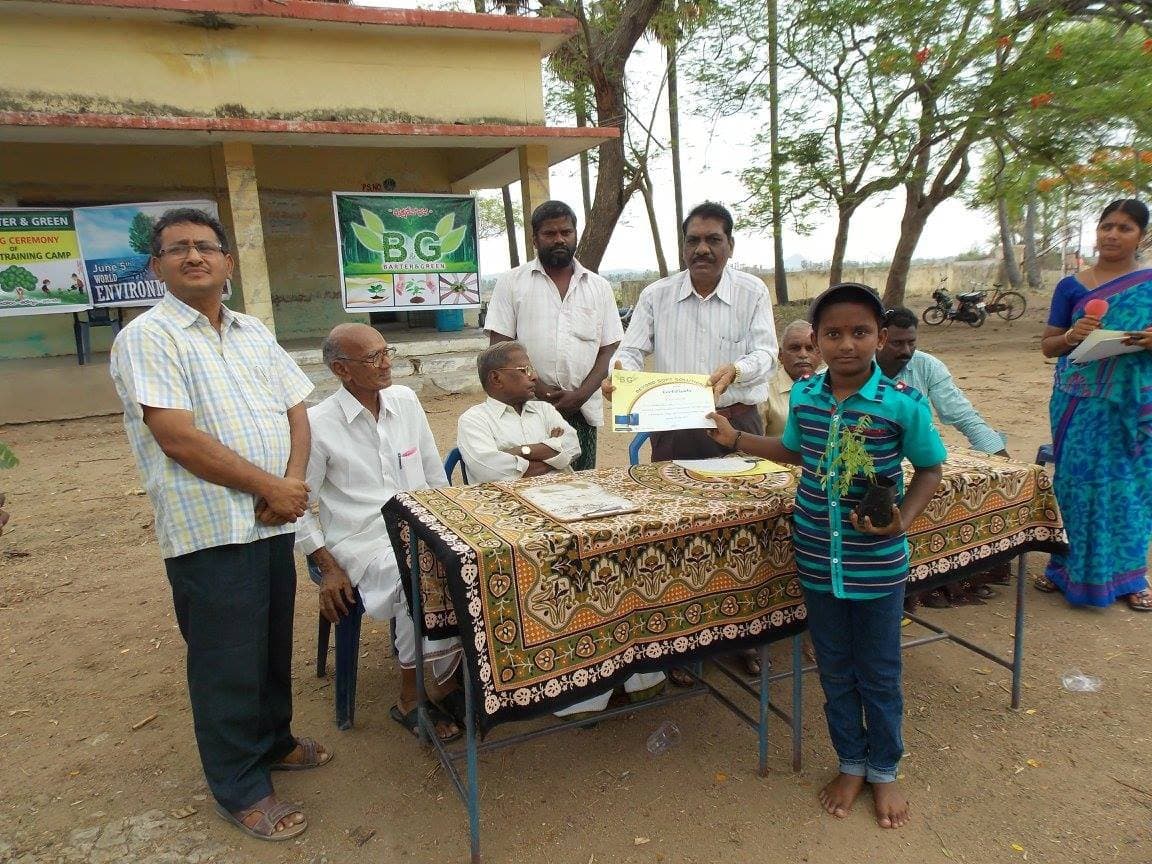 bNg grassroots activity — Tree Utsav, Vidya Sambaralu, or computer training camp · Krishna District 2016 (photo C11)