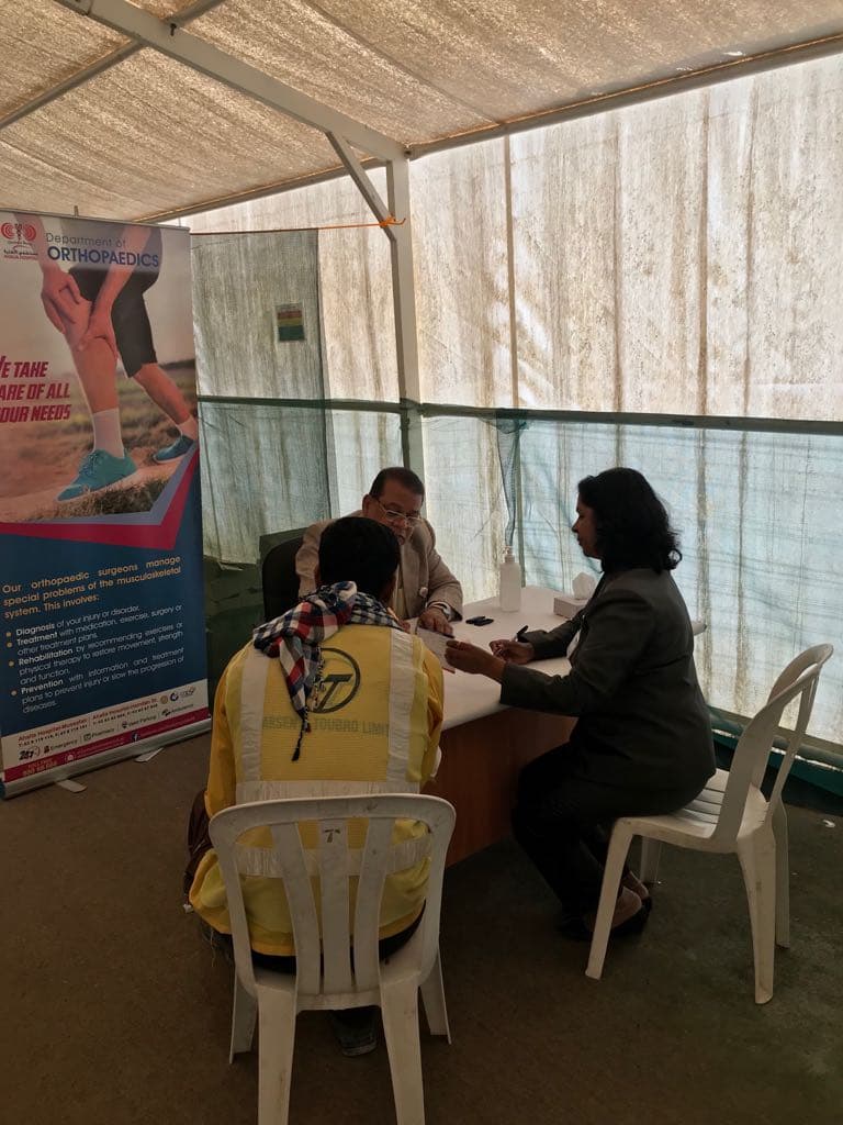 bNg medical camp in partnership with L&T and Ahalia Hospitals, Abu Dhabi, February 2018 (photo A08)
