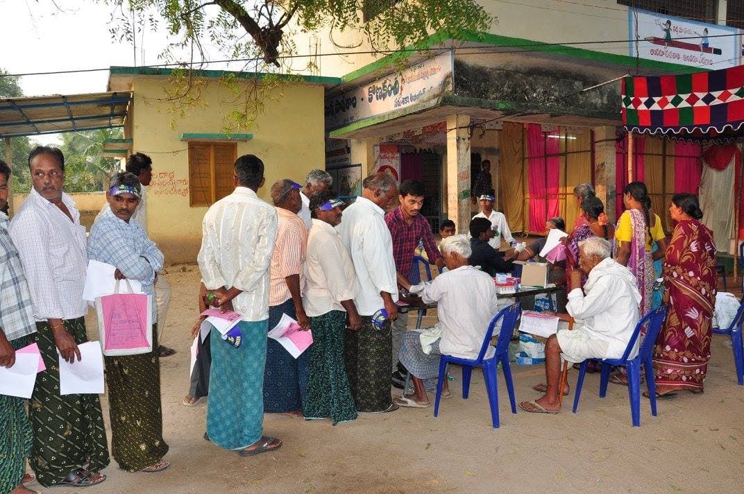 Sukheebhava free medical camp at Konakanchi, Krishna District · 11 January 2017 (photo D04)