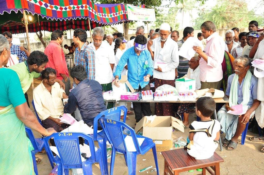 Sukheebhava free medical camp at Konakanchi, Krishna District · 11 January 2017 (photo D16)