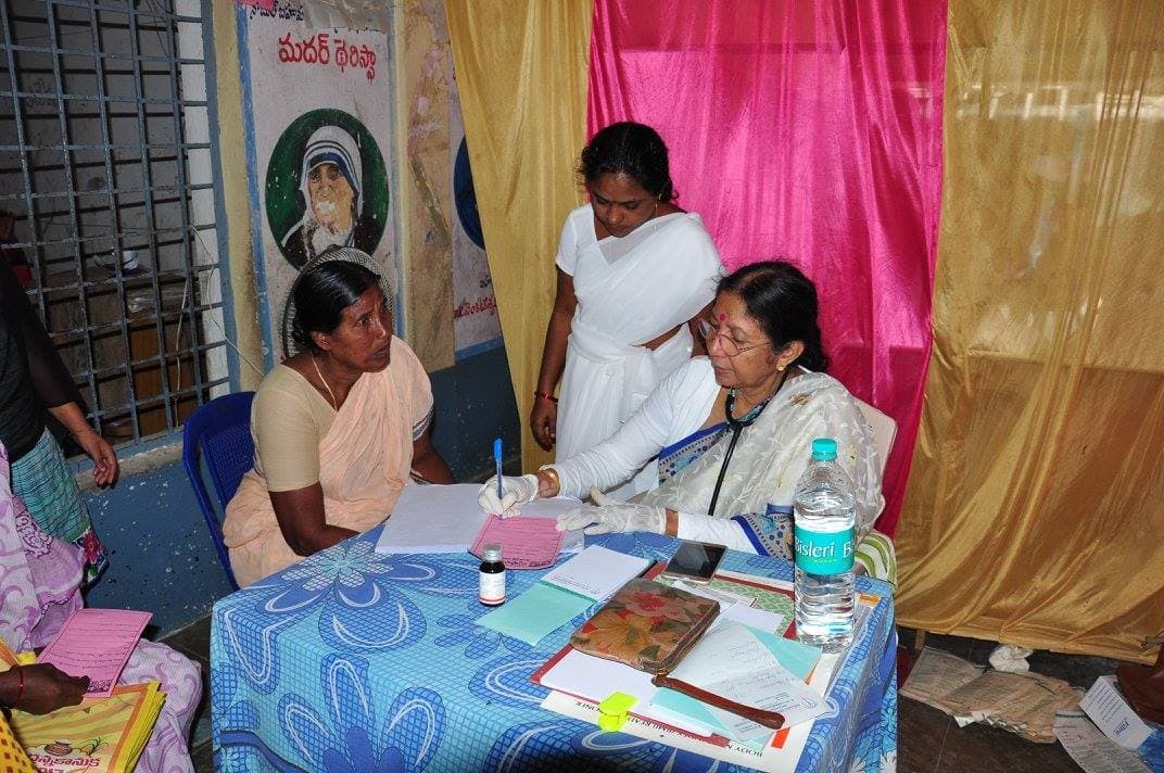 Consultation in the Mother Teresa room · service to the marginalized