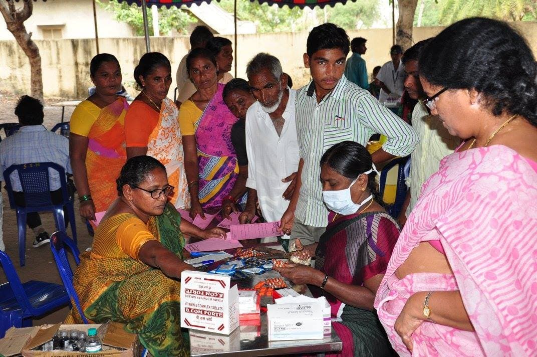 Sukheebhava free medical camp at Konakanchi, Krishna District · 11 January 2017 (photo D31)