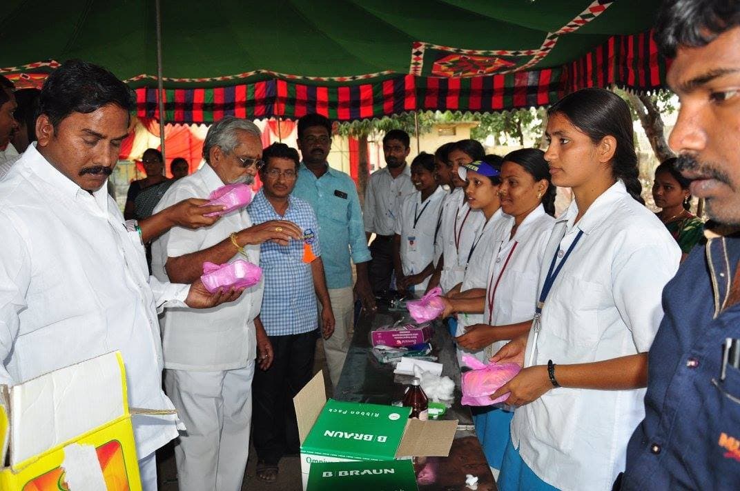 Sukheebhava free medical camp at Konakanchi, Krishna District · 11 January 2017 (photo D35)